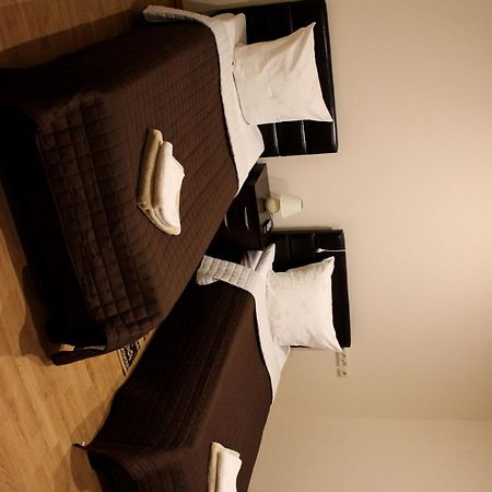 Vidu Guest House Utena Eksteriør bilde