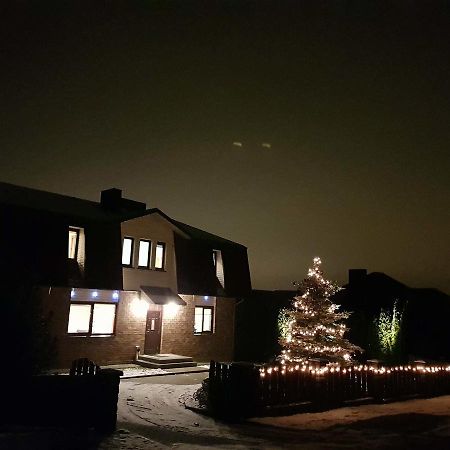 Vidu Guest House Utena Eksteriør bilde