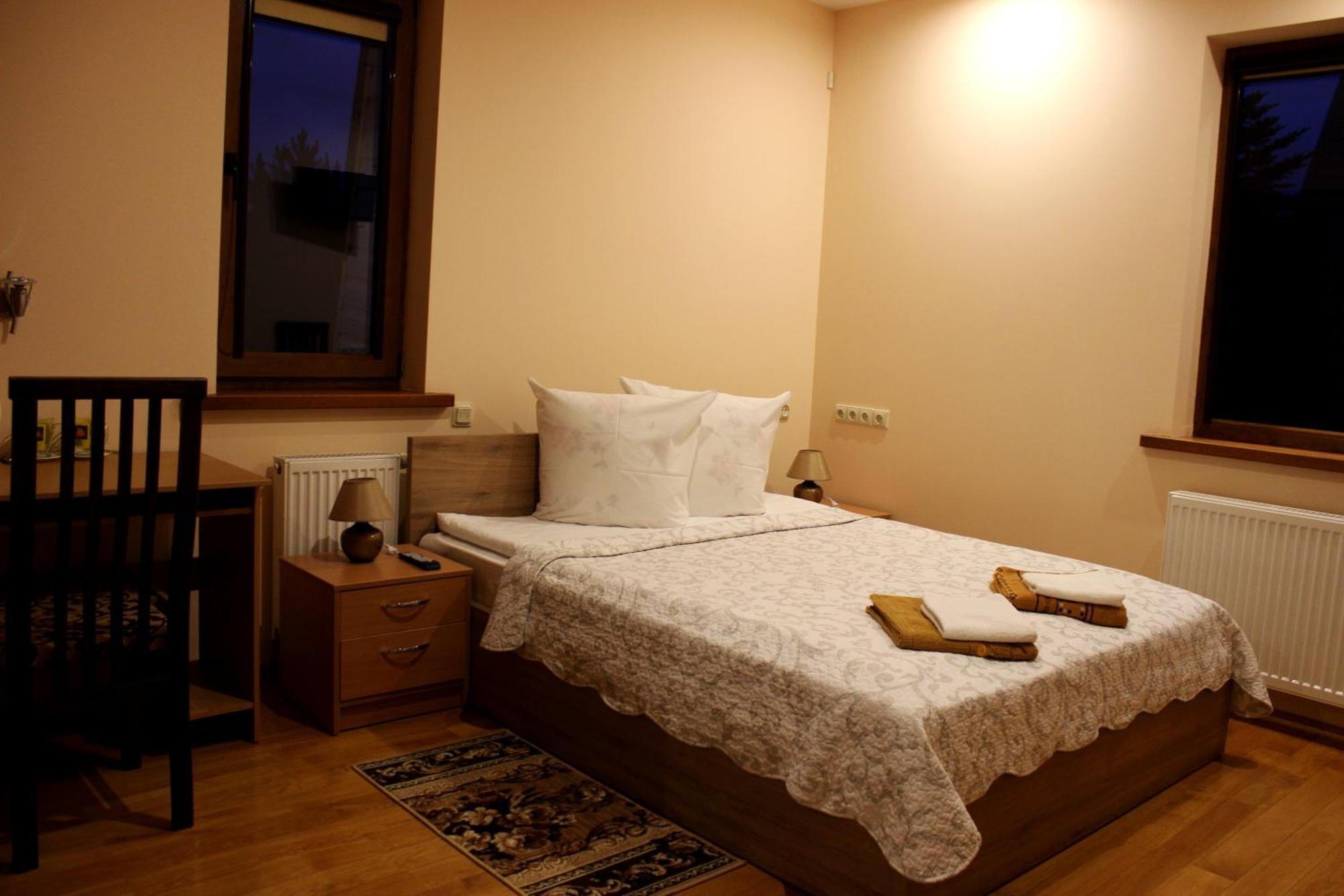 Vidu Guest House Utena Rom bilde
