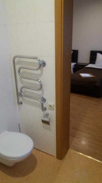 Vidu Guest House Utena Eksteriør bilde
