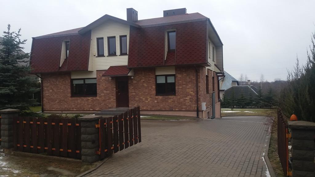 Vidu Guest House Utena Eksteriør bilde