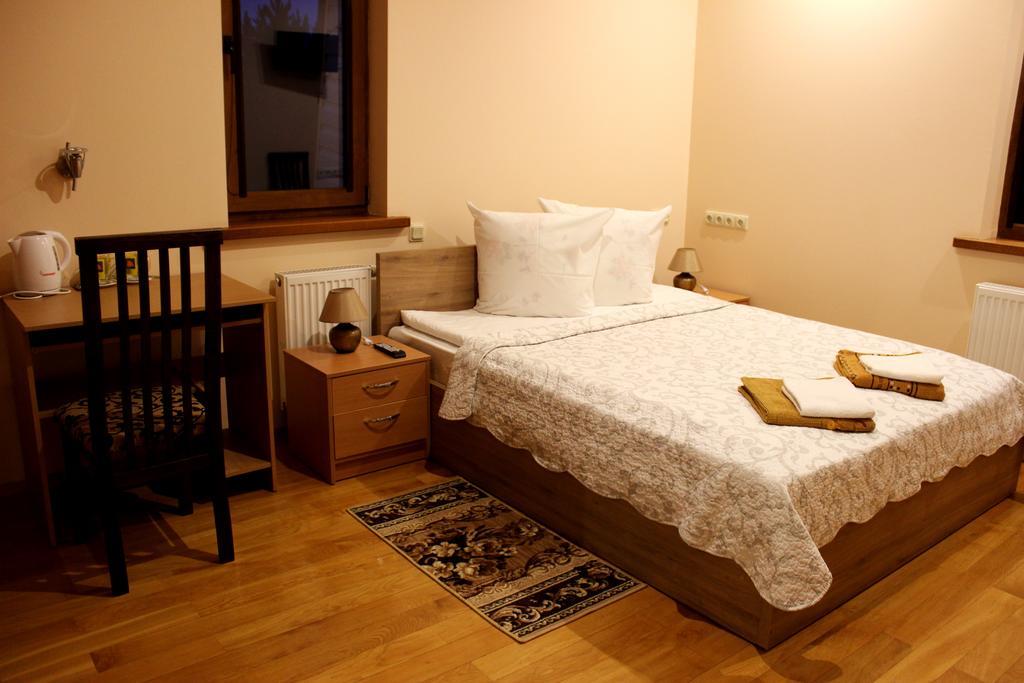 Vidu Guest House Utena Eksteriør bilde